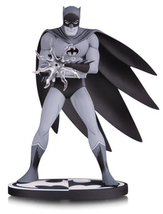 BATMAN BLACK & WHITE BATMAN STATUE BY JIRO KUWATA