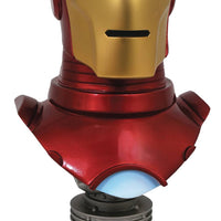 LEGENDS IN 3D MARVEL COMIC IRON MAN 1/2 SCALE BUST (C: 1-1-2
