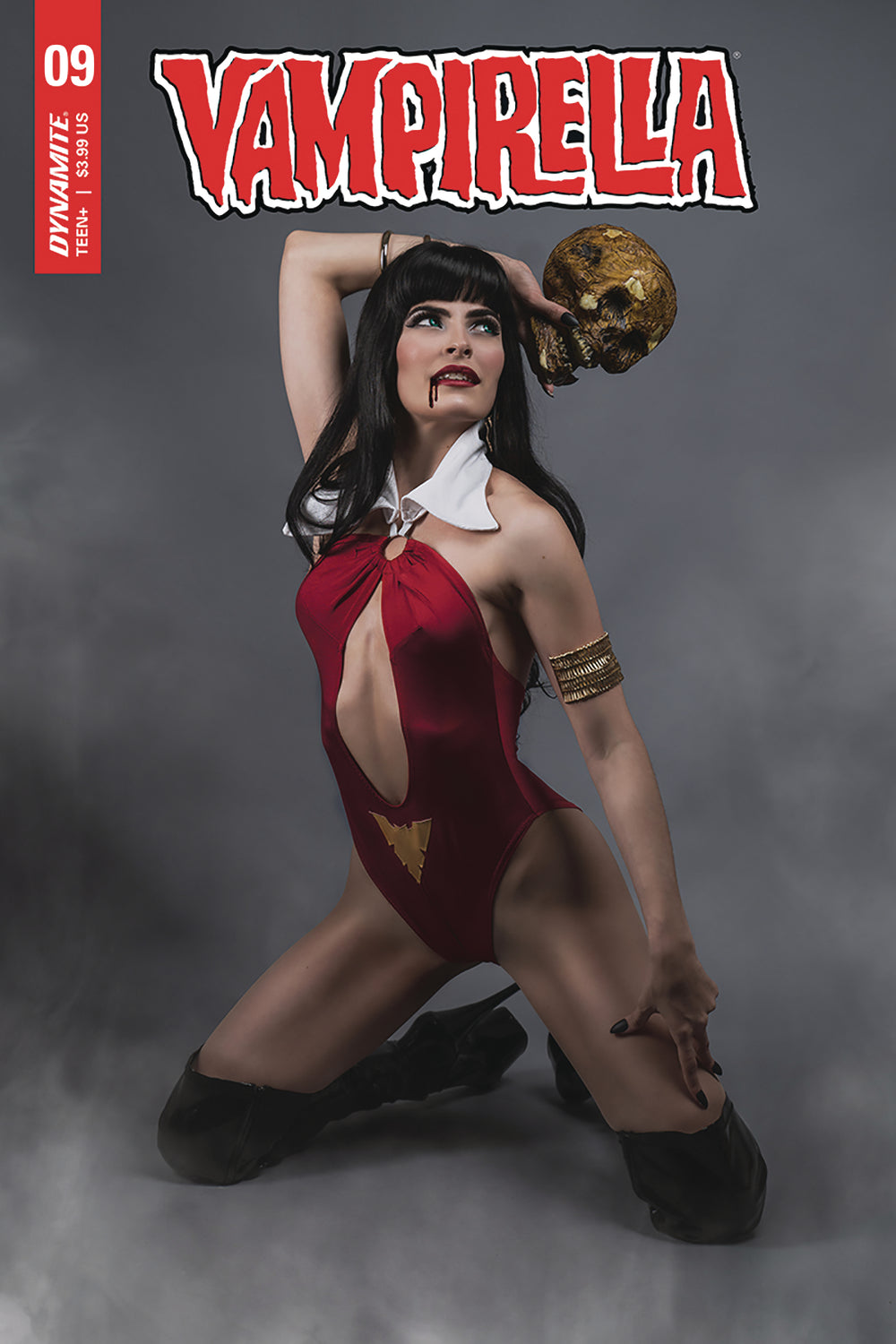 VAMPIRELLA #9 CVR E TEENA TITAN COSPLAY