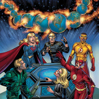 CRISIS ON INFINITE EARTHS PARAGONS RISING DLX ED HC